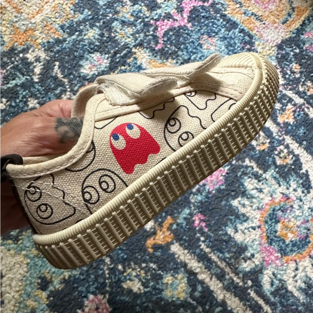 Kids canvas PAC Man Ghost Velcro sneakers size 10 - Picture 8 of 11